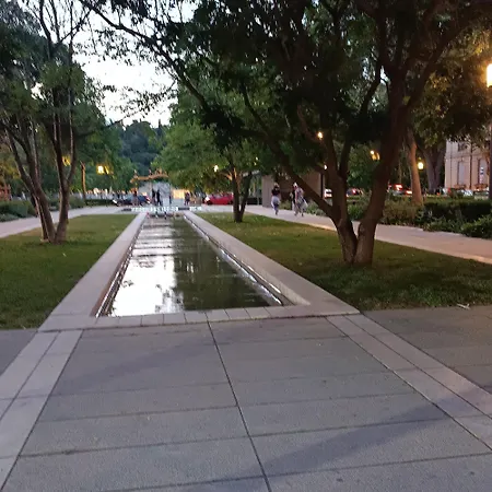 At Chris And Caro's Lägenhet