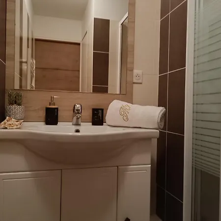 Lägenhet At Chris And Caro's